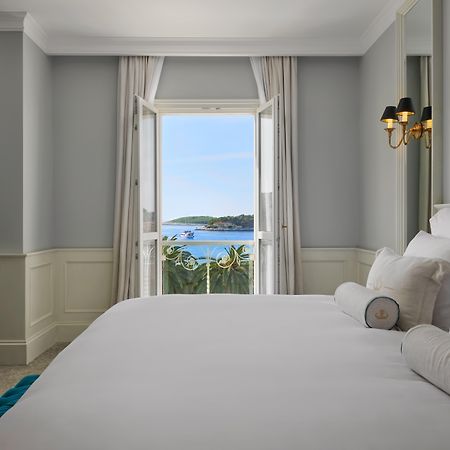 חוואר Palace Elisabeth, Hvar Heritage Hotel - The Leading Hotels Of The World מראה חיצוני תמונה