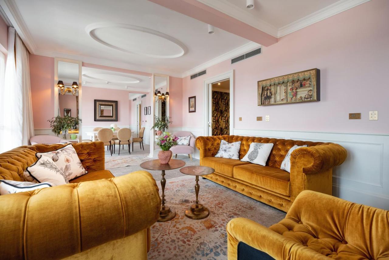 חוואר Palace Elisabeth, Hvar Heritage Hotel - The Leading Hotels Of The World מראה חיצוני תמונה