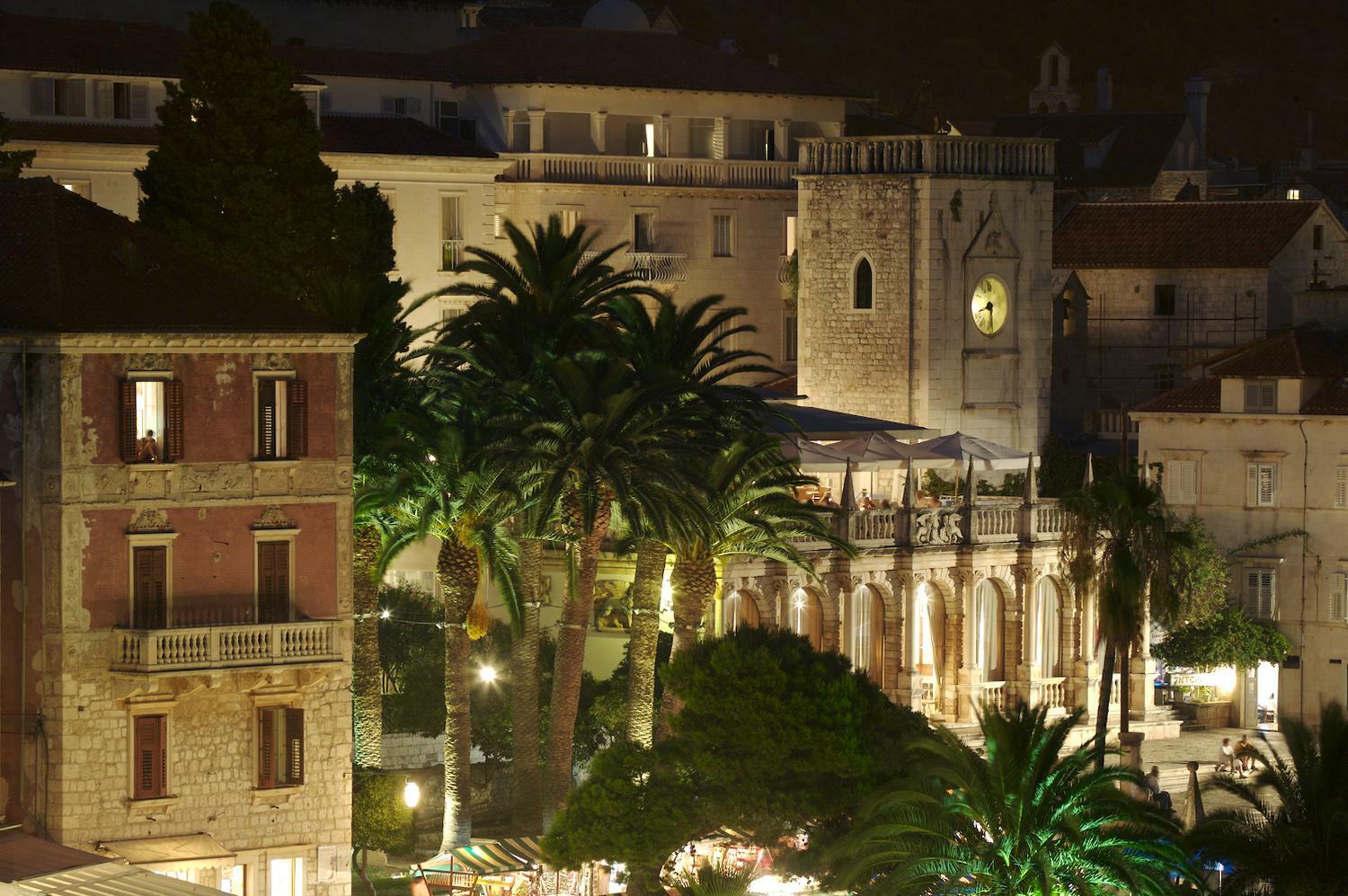 חוואר Palace Elisabeth, Hvar Heritage Hotel - The Leading Hotels Of The World מראה חיצוני תמונה
