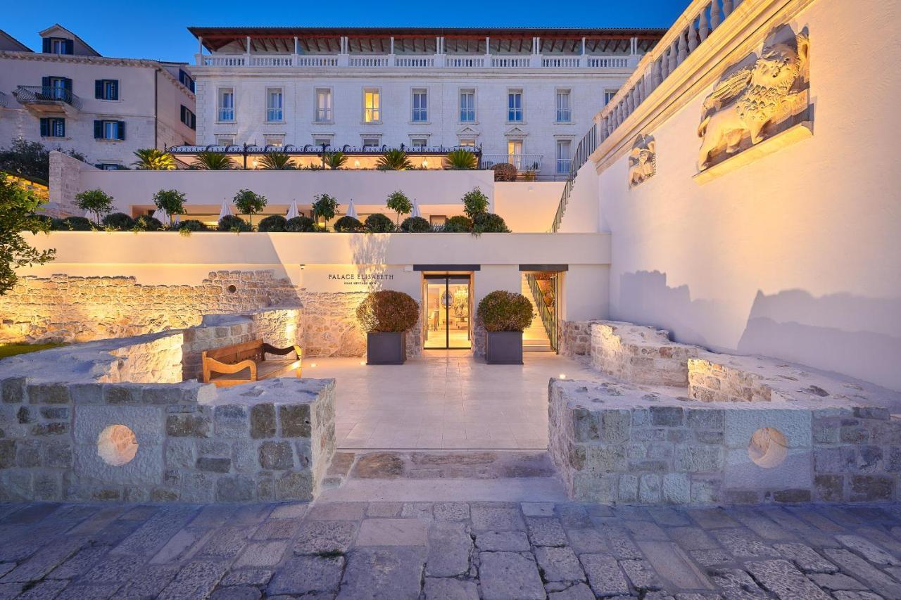 חוואר Palace Elisabeth, Hvar Heritage Hotel - The Leading Hotels Of The World מראה חיצוני תמונה